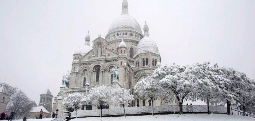Christmas at Butte Montmartre